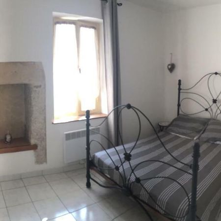 Le Gite Des Remparts Villa Ginestas Екстериор снимка