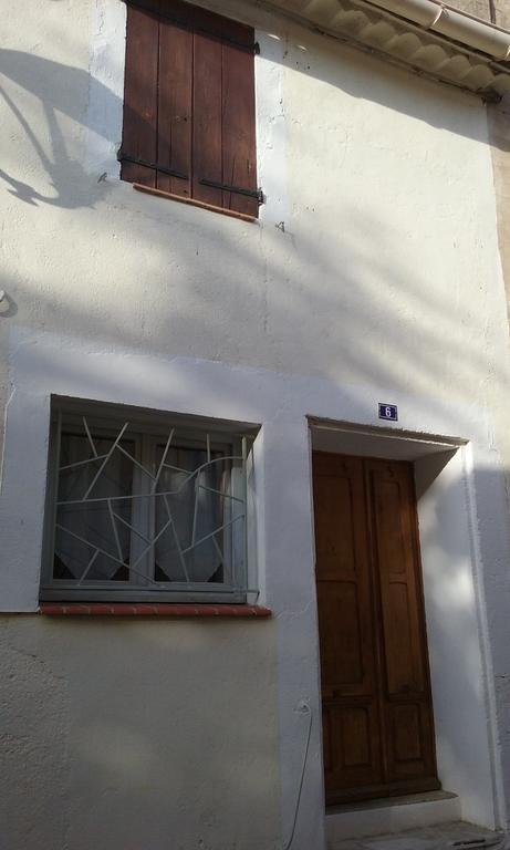 Le Gite Des Remparts Villa Ginestas Екстериор снимка